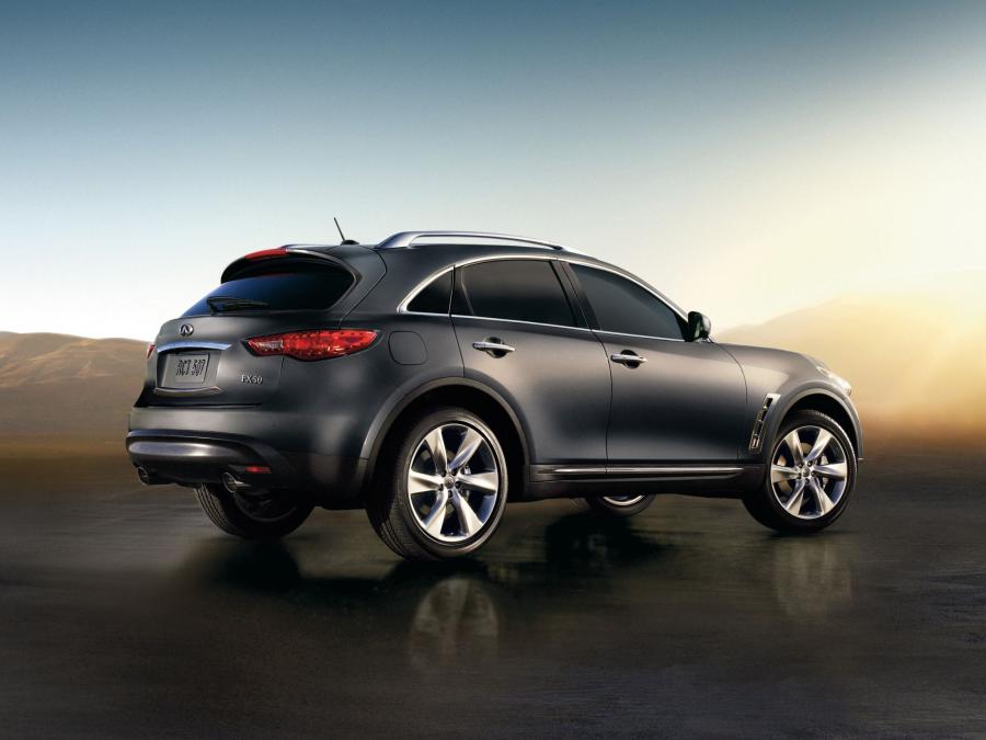  Infiniti FX50 2011 года  (фото 4 из 6)
